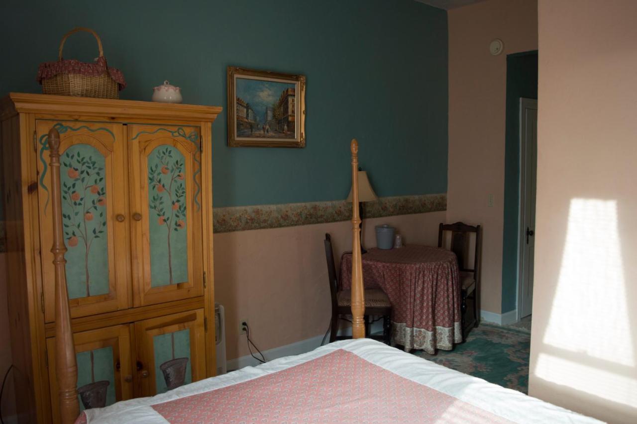La Plaza Historic Hotel & Restaurant Walsenburg Δωμάτιο φωτογραφία
